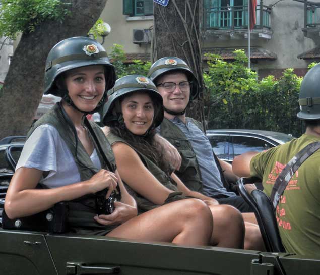Slide tour Hanoi Jeep Tour
