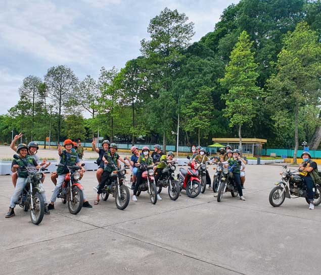 Slide tour Hanoi Motorbike Tour